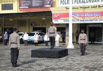 Polres Pekalongan Kota  menggelar Apel Kesiapan Bhabinkamtibmas dan Nakes sebagai Tracker dan Vaksinator Covid 19. Sesuai STR Kapolda Nomor : STR/86/II/Ops.2/2021.