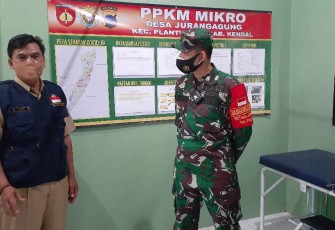 Letkol Inf Iman Widhiarto ,S.T. selaku Dandim 0715/Kendal Tinjau Pos PPKM Mikro Desa Jurangagung dan Desa Wonodadi Kecamatan Plantungan Kabupaten Kendal.Senin (21/02/2021)