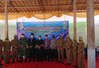  Sempat Berpolemik Akhirnya Pemdes Sambirobyong Melantik Tujuh Perangkat yang Lolos Seleksi 