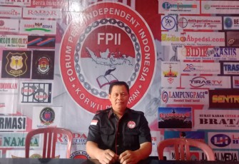 Ketua dan  Pengurus Forum Pers Independent Indonesia Korwil Kabupaten Pesawaran Sufiawan  