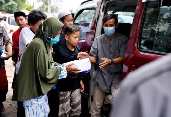PPPA Daarul Qur'an Gelar Sedekah Makan Jumat