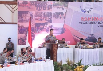 Kapolri Jenderal Polisi Listyo Sigit Prabowo membuka rapat kerja teknis (rakernis) Badan Pemeliharaan Keamanan (Baharkam) Polri tahun 2021 pada hari ini, Selasa (16/3/2021).