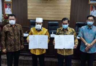Walikota Bengkulu Helmi Hasan  dan Walikota Serang Syafirudin