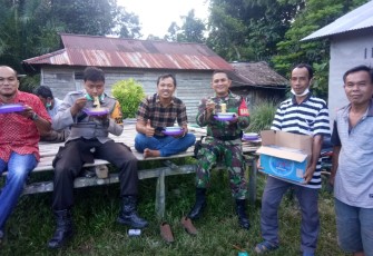 Babinsa Koramil Sengah Temila Intens dengan Mitra Karib
