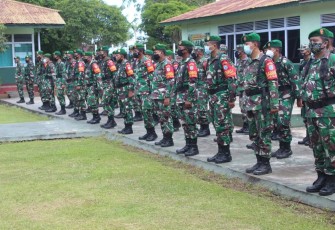 Dandim 1203/Ktp Puji Sinergitas Dan keseriusan Babinsa Jajaran Kodim 1203/Ktp Dalam Mensukseskan PPKM Mikro Di Wilayah
