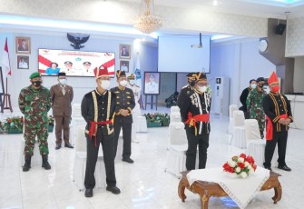 Maurits-Hengky Ikuti Upacara Peringatan Hari Lahir Pancasila 2021 Yang di Laksanakan Secara Virtual