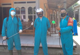 Penyemprotan disinfektan tangkal Covid-19