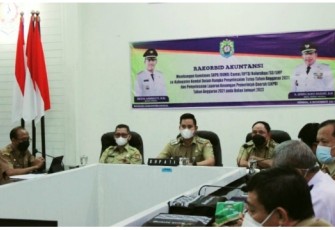 Bupati Kendal hadir dalam rakor bidang akutansi membangun komitmen SKPD, BUMD, Camat, UPTD, Kelurahan, SD, SMP, se- Kabupaten Kendal. Senin 8/11/2021