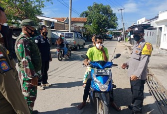 Polsek Sumberjaya Gelar Ops Yustisi Gabungan Mendisiplinkan Warga Menerapkan Prokes Covid-19