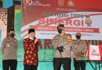 Kapolda Bengkulu Irjen Pol Drs Guntur Setyanto MSi Tinjau Vaksinasi Inisiasi Akabri Angkatan 1996 di Ponpes Harsalakum