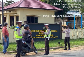 KRYD Penanggulangan Pandemi, Polres Benteng Beri Himbauan dan Bagikan Masker