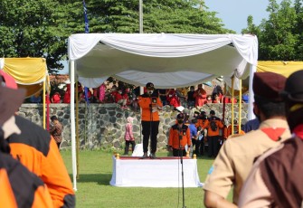 Bupati Kendal  pimpin Apel bencana di lapangan Desa Korowelang
