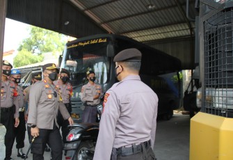 Tim KBM AWC Polres Kota Pekalongan laksanakan pengecekan kendaraan dinas di Mapolres Kota Pekalongan. Jum' at 29/10/2021
