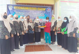 Gabungan 0rganisasi Wanita Kabupaten Seluma Roadshow peduli Covid-19 Ke 14 Kecamatan