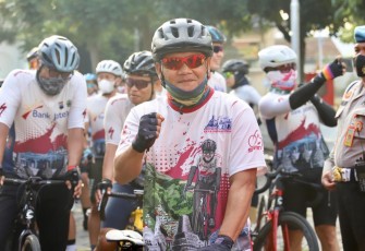 Kapolda Jateng Kibarkan Bendera Start Tour de Borobudur di Surakarta