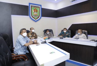 Sekdakab Asahan Ikuti Rakor Monitoring dan Evaluasi Perkembangan Covid-19 di Provinsi Sumatera Utara Secara Virtual