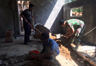 Satgas Angkut Tanah Padat Untuk RTLH