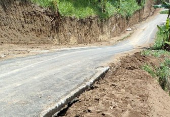 Warga Desa Tulungrejo Nikmati Jalan Baru