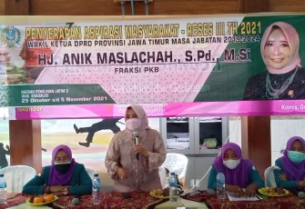 Warga Sidoarjo menyampaikan keinginannya agar insentif tidak hanya diberikan guru saja