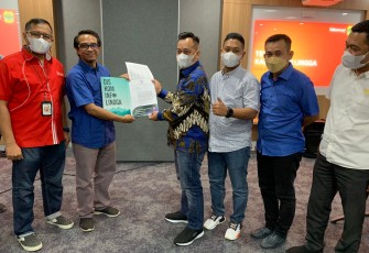 Minimnya Jaringan Internet di Beberapa Lokasi, Pemkab Lingga Temui Telkomsel