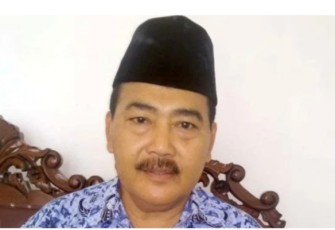 Camat Kalipare Dariyanto S, Sos.