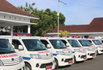  Ambulans Gratis Pemkot Tak Kenal Waktu Layani Warga