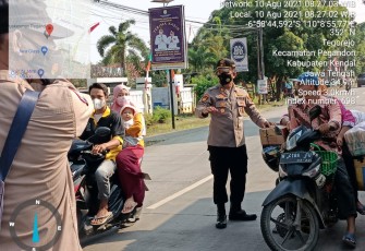 Polsek Pegandon laksanakan operasi Yustisi di wilayah Kecamatan Pegandon pada hari Selasa 10/8/2021.