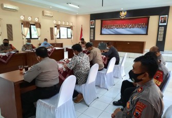 Kapolres Berikan Arahan Tracing Kepada Personel Tracer Polres Pekalongan Kota