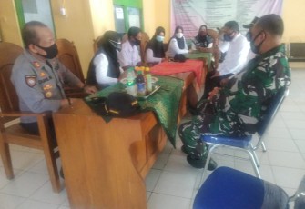 Kapolsek Pegandon AKP Zaenal Arifin Menghadiri Musyawarah