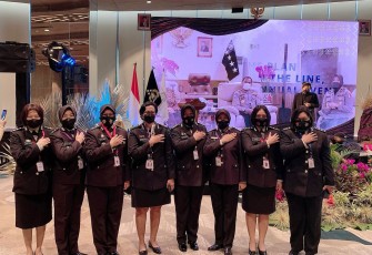 Foto bersama Pengurus IAWP saat acara peresmian IAWP