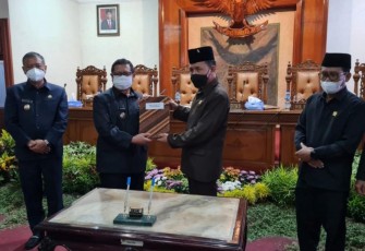 Kabupaten Tulungagung menggelar sidang paripurna.Bertempat di Graha Wicaksana DPRD Tulungagung