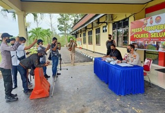  Polres Seluma Gelar Konferensi Pers 