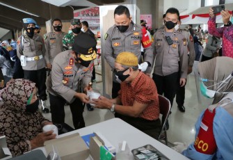 Kapolda Bengkulu Irjen Pol Drs Teguh Sarwono MSi