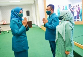Dewi Ansar Lantik Ketua TP PKK Tanjungpinang Bergerak Bersama Membantu Masyrakat