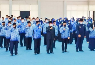 Foto Bersama 188 Pejabat Fungsional usai dilantik
