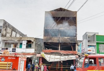 Tragedi Kebakaran New Khatulistiwa. Foto (Dora/Fitri) 