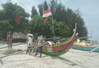 Akibat cuaca buruk, hampir sepakan nelayan Tak Melaut di Kawasan Tiku, Kecamatan Tanjung Mutiara.