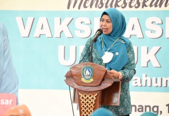Ketua TP-PKK Kepulauan Riau Hj. Dewi Kumalasari Ansar 