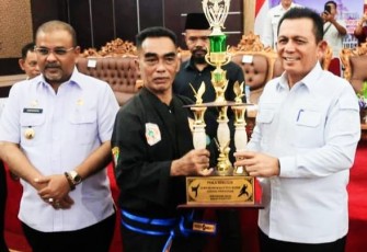 Gubernur Ansar saat Buka Kejuaraan Silat Walet Puti Cup se Provinsi Kepri di Tanjung Balai Karimun 