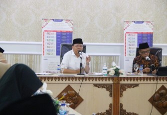 Gubernur Bengkulu Rohidin Mersyah saat terima audiensi Kanwil DJPb Provinsi Bengkulu di Ruang Rapat Gedung Daerah Balai Raya Semarak Bengkulu, Jum'at (26/08).
