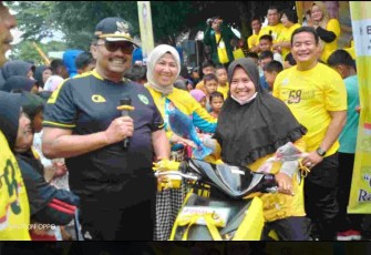 Jalan Sehat HUT Partai Golkar ke-58 di Lubuk Sikaping 