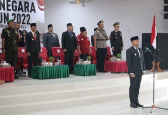 Wakil Gubernur Sumbar menjadi Inspektur Upacara pada peringatan Hari Bela Negara yang dipusatkan di Monumen Pemerintah Darurat Republik Indonesia (PDRI), Koto Tinggi, Gunuang Omeh.