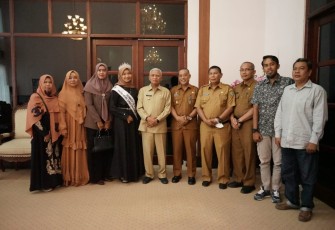Bupati Asahan saat Terima Kunjungan Putri Hijab Indonesia Sumatera Utara