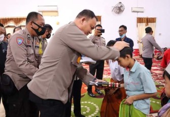 Polres Labuhanbatu saat Gelar Bakti Sosial