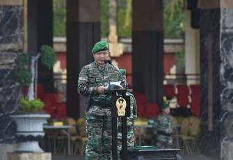 Kasad Jenderal TNI Dr. Dudung Abdurachman saat menjadi Irup peringatan Hari Juang TNI AD di Mabesad, Jakarta (Kamis, 15/12/2022)