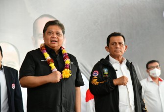 Gubernur Ansar saat Dampingi Menko Perekonomian Buka Kejurnas IV Kickboxing Indonesia