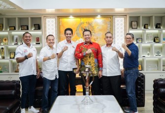 Bamsoet saat menerima pengurus KONI NTB, di Jakarta, Selasa (29/11/22).