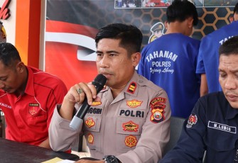Kapolsek Curup IPTU Singgih W, SH saat konferensi pers, Kamis (24/11/2022).