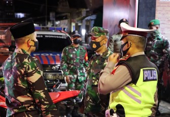 Patroli malam tahun baru
