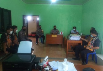 Kanit Binmas Polsek Patean, IPDA Imam, sambangi warga 